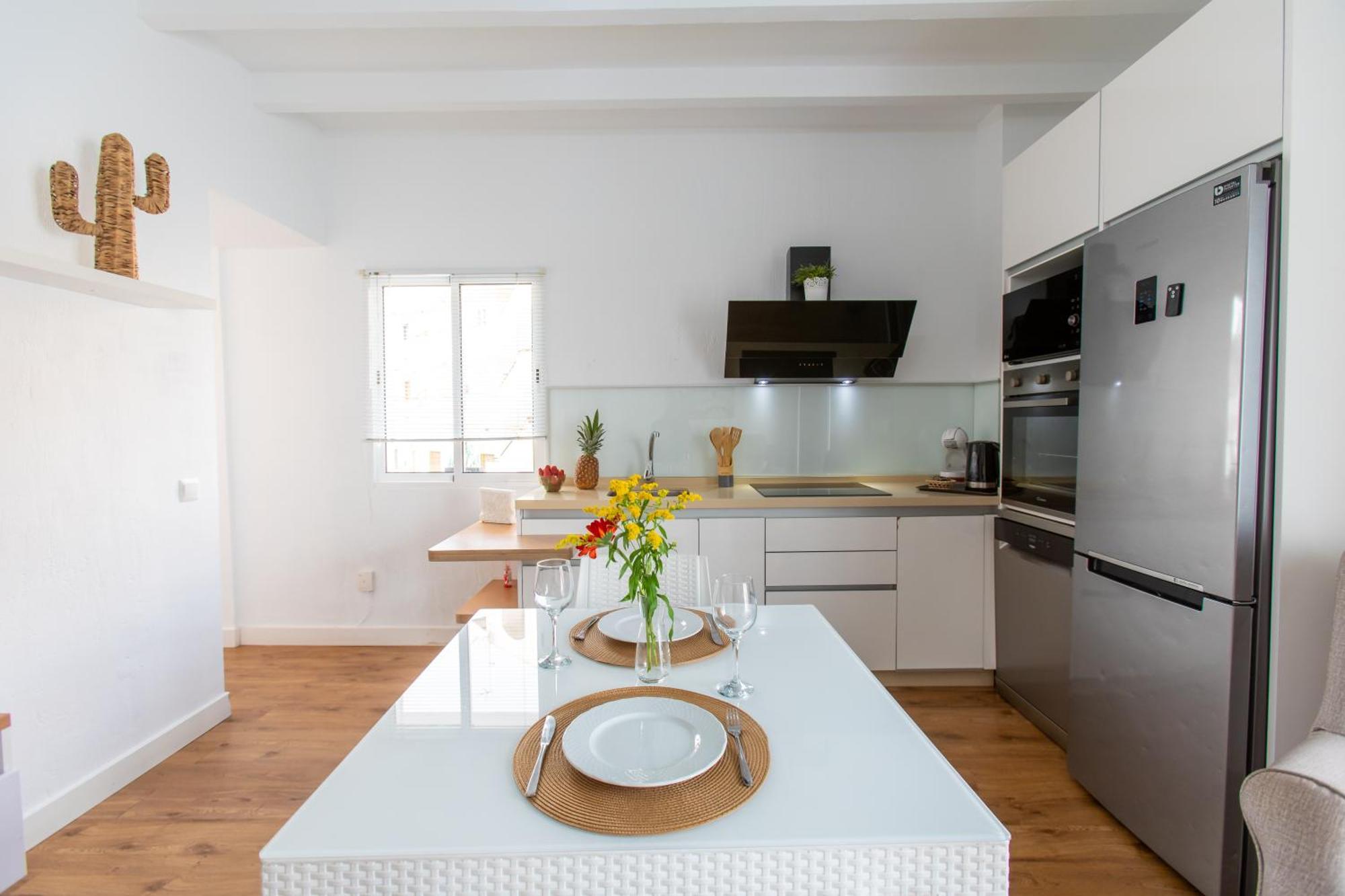 Boutique Rooms Playa Burriana Nerja Ngoại thất bức ảnh