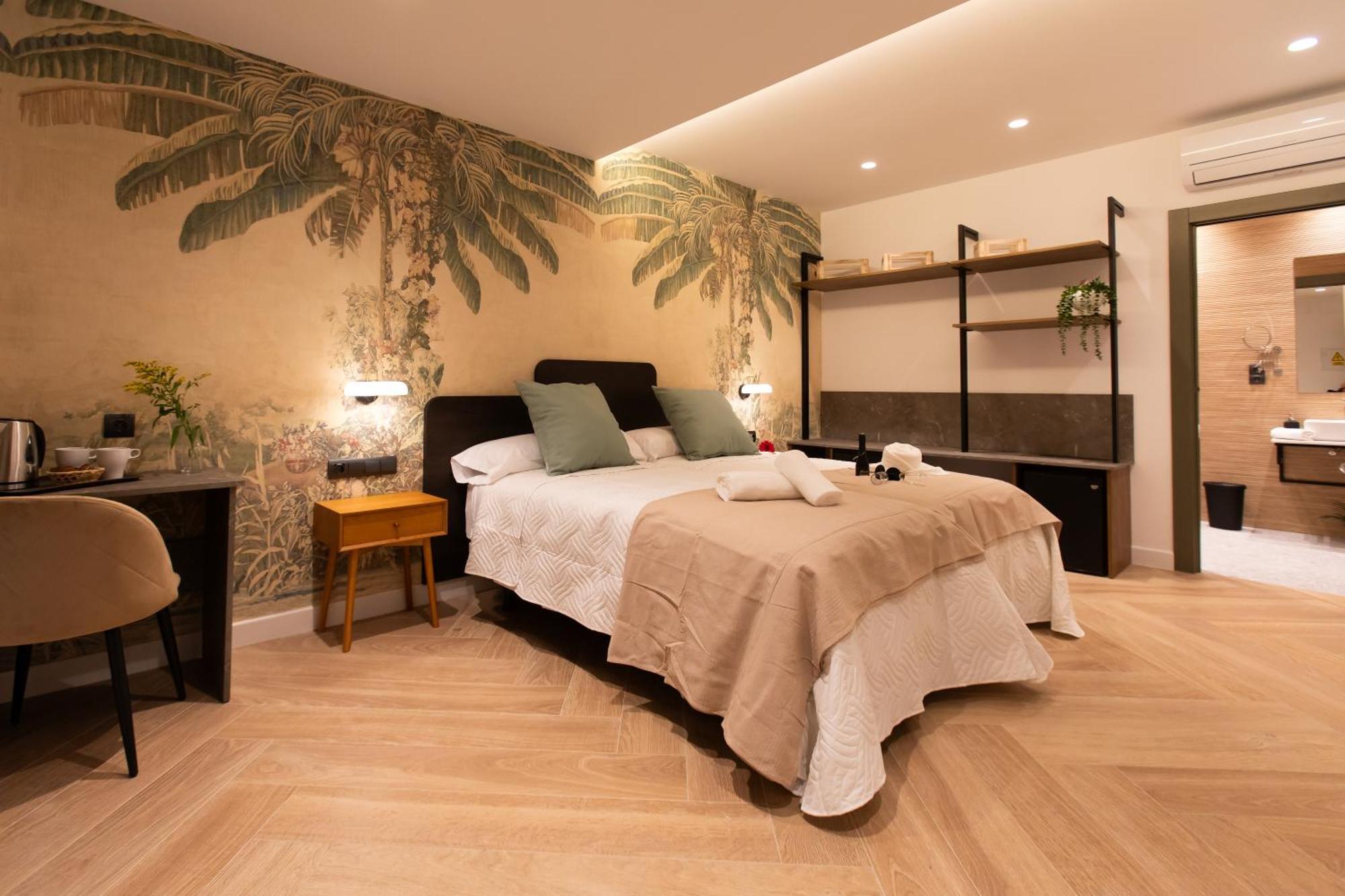 Boutique Rooms Playa Burriana Nerja Ngoại thất bức ảnh