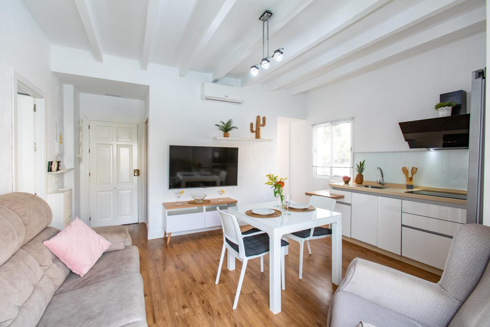 Boutique Rooms Playa Burriana Nerja Ngoại thất bức ảnh