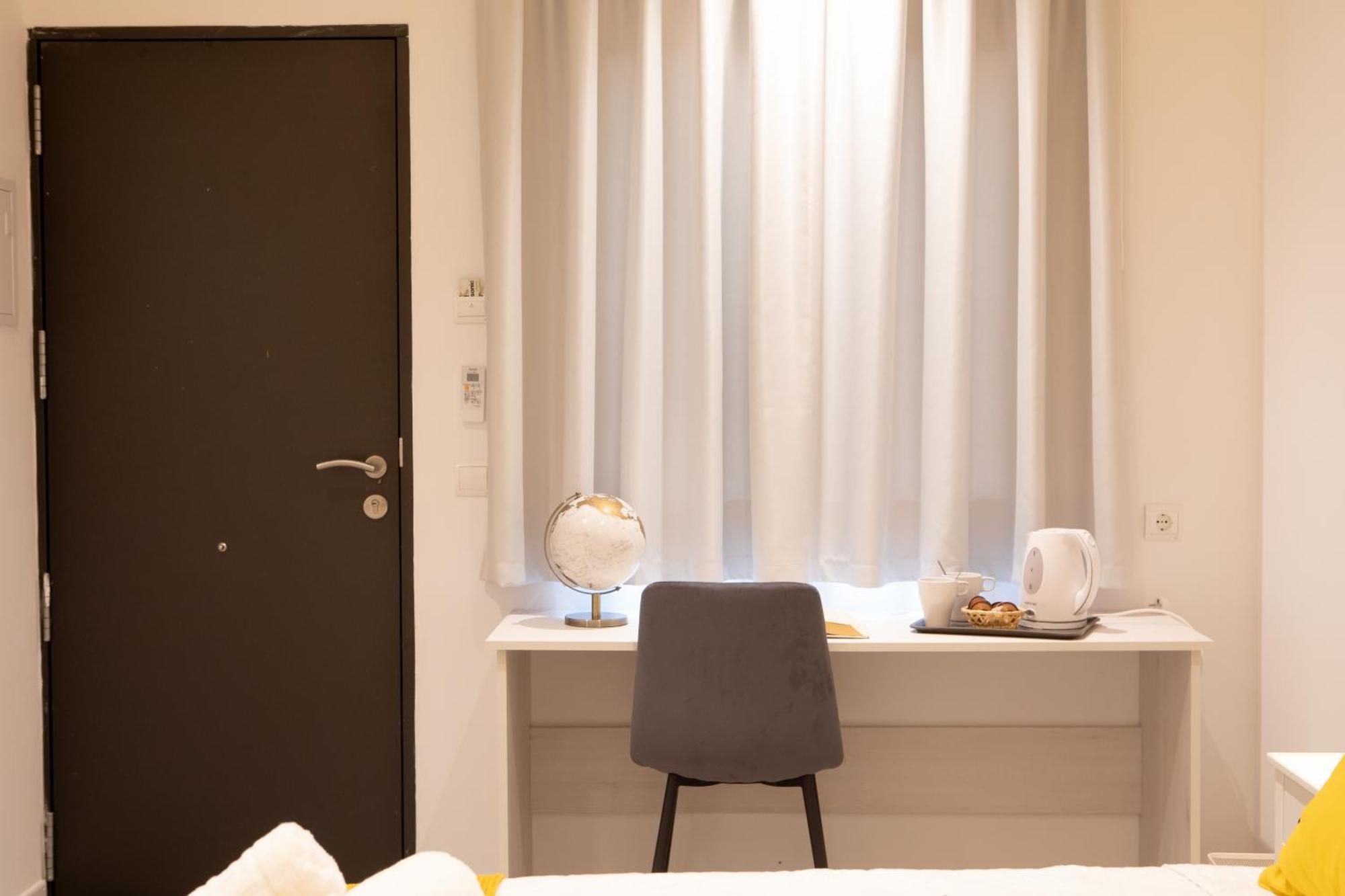 Boutique Rooms Playa Burriana Nerja Ngoại thất bức ảnh